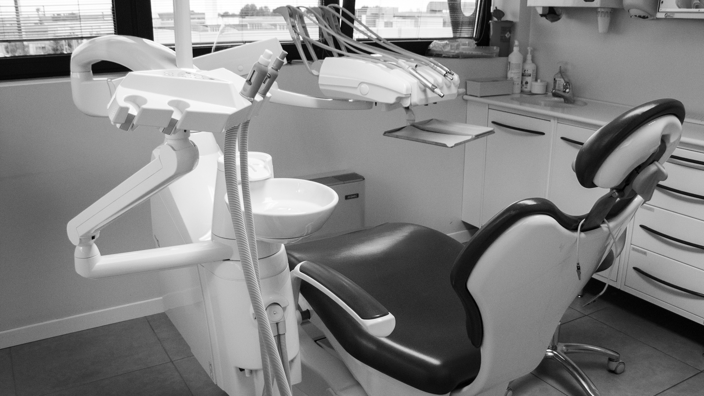 Esperti in estetica e cosmesi dentale, sbiancamento e faccette, Odontoiatrica Clinica dentale a Marcon e dentista a Mirano - Venezia